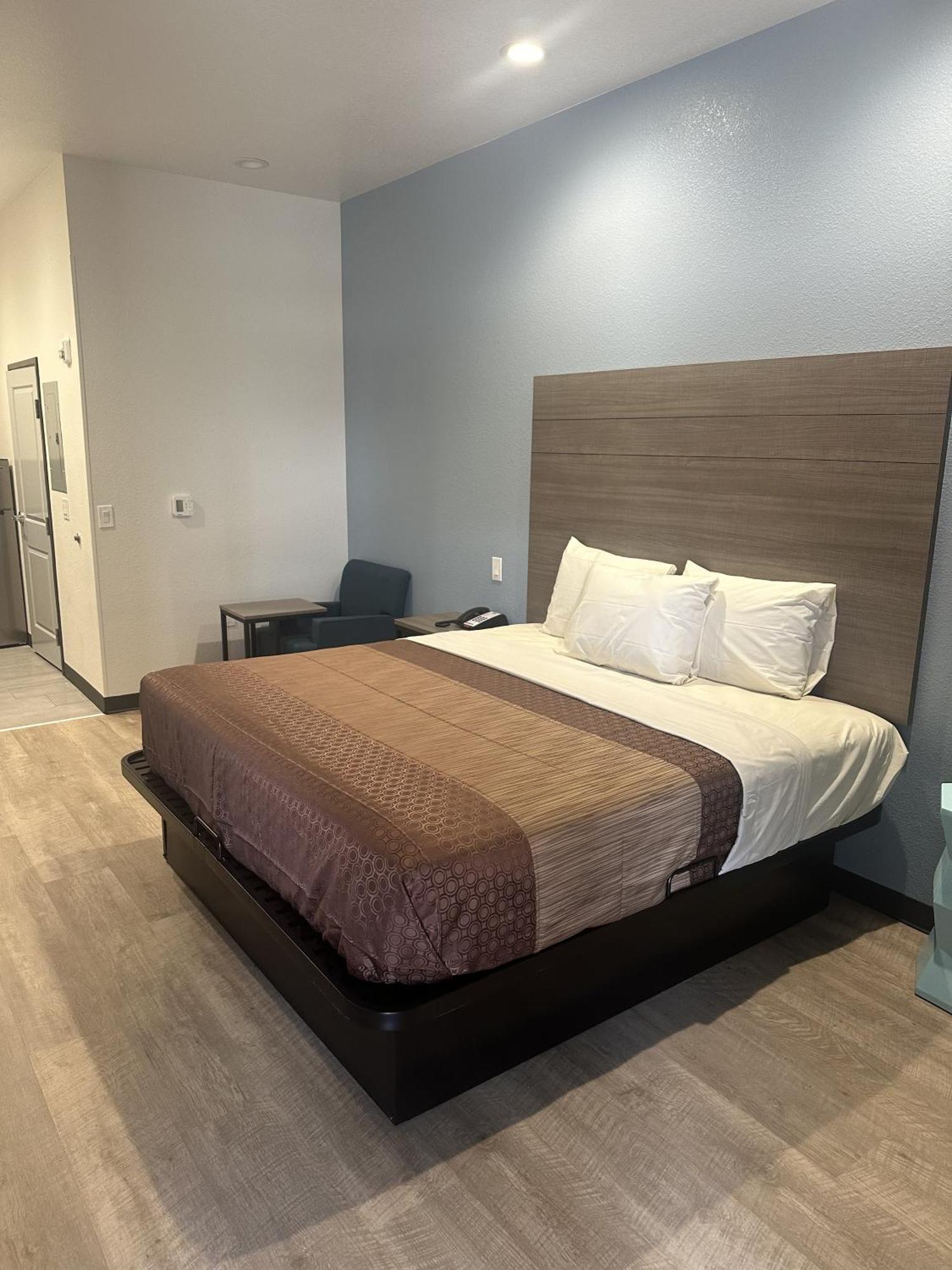 M&M Inn And Suites Fort Worth Bagian luar foto